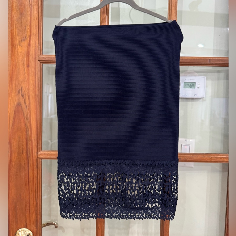 Olivia Blu Elegant Navy Blue Skirt with Lace Hem Stretchy EUC - Picture 1 of 4